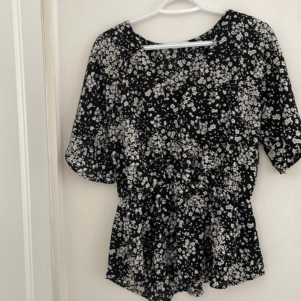 Floral top